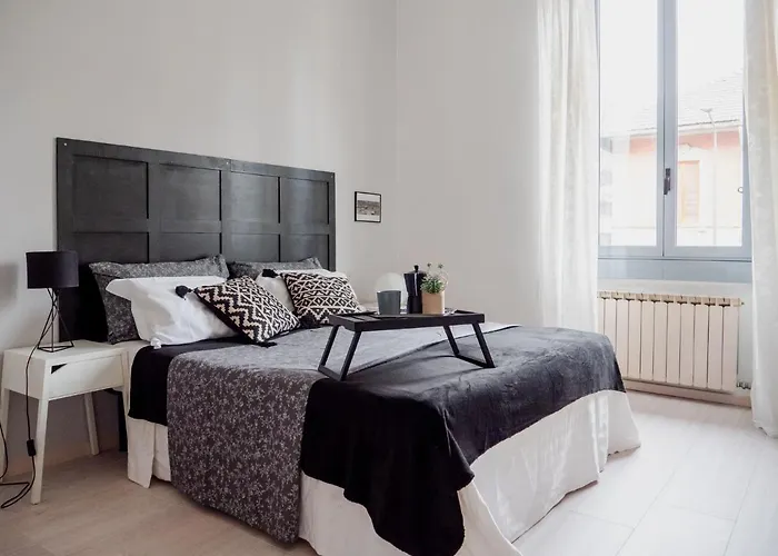 Navigli Apartment